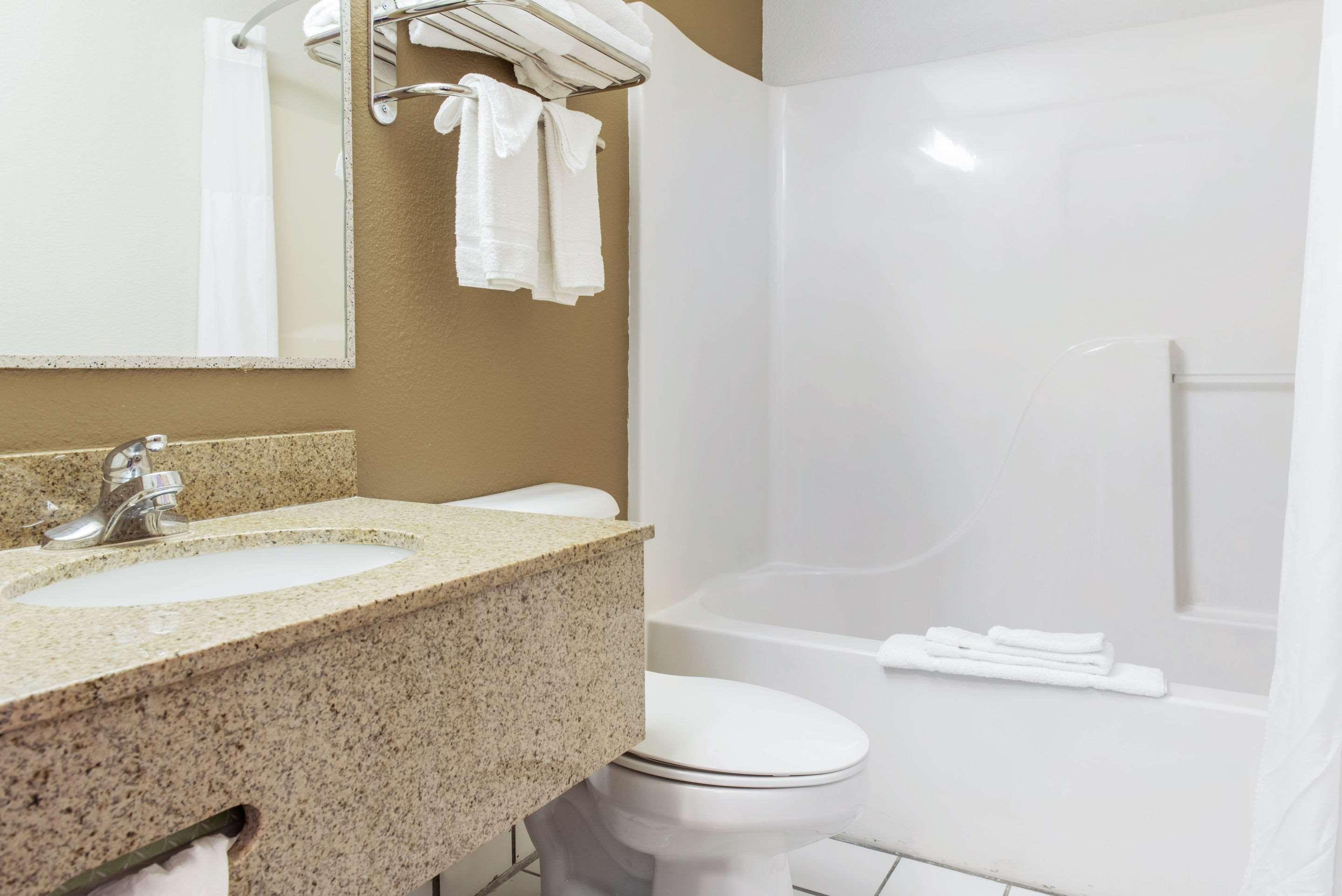Quality Inn Noblesville-Indianapolis Exterior photo