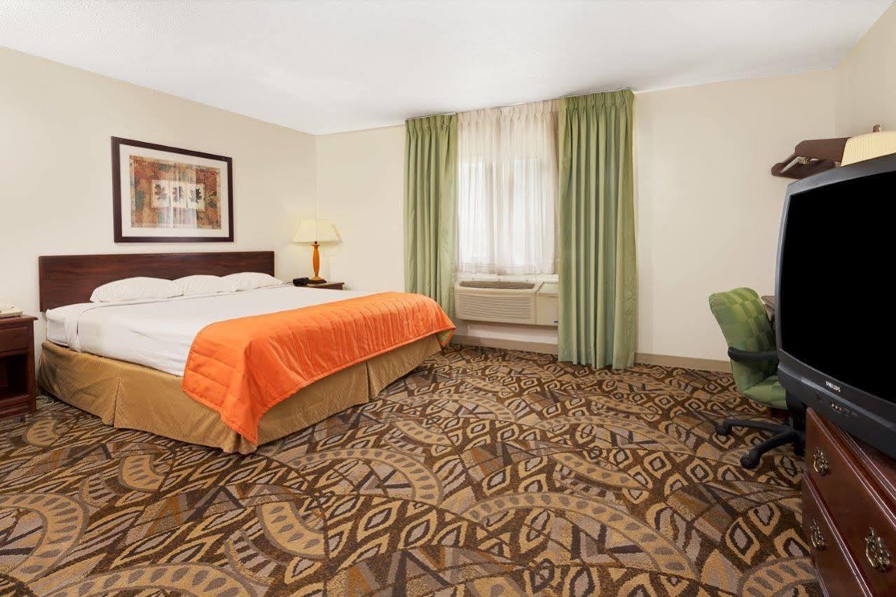 Quality Inn Noblesville-Indianapolis Exterior photo