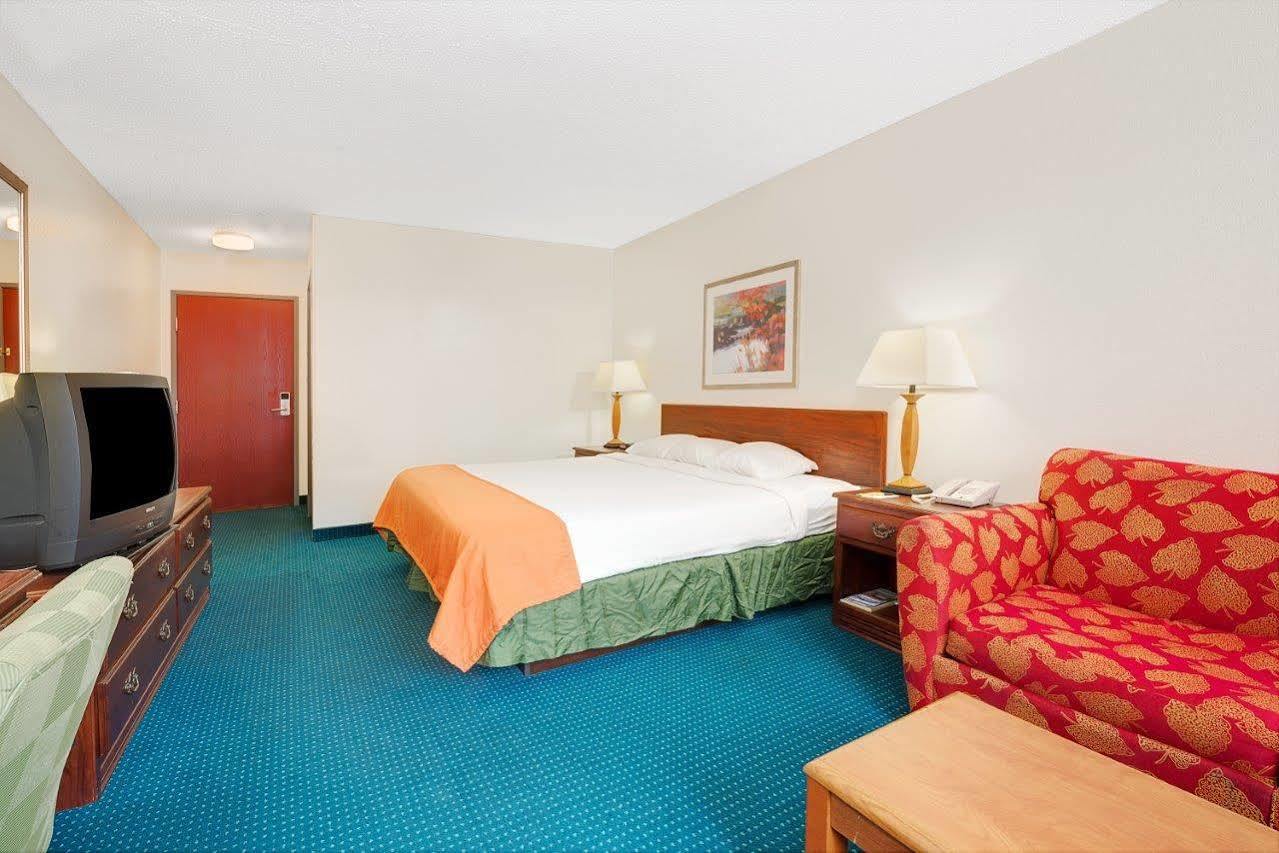 Quality Inn Noblesville-Indianapolis Exterior photo