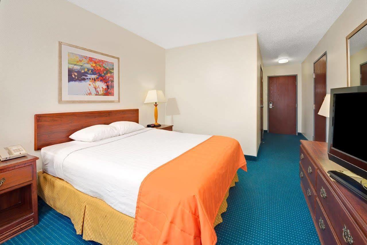 Quality Inn Noblesville-Indianapolis Exterior photo